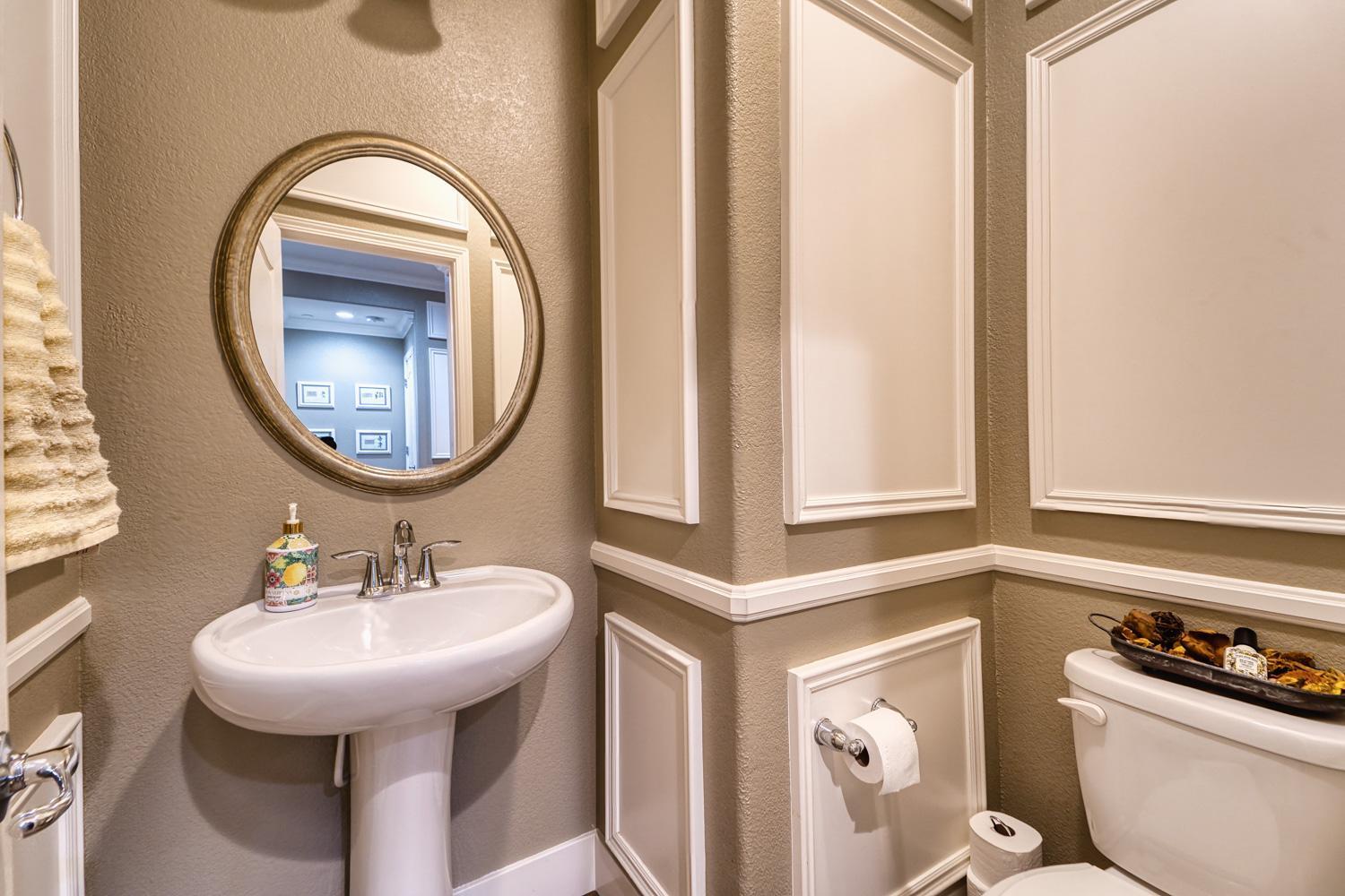 Calico Drive, Rocklin, California image 7