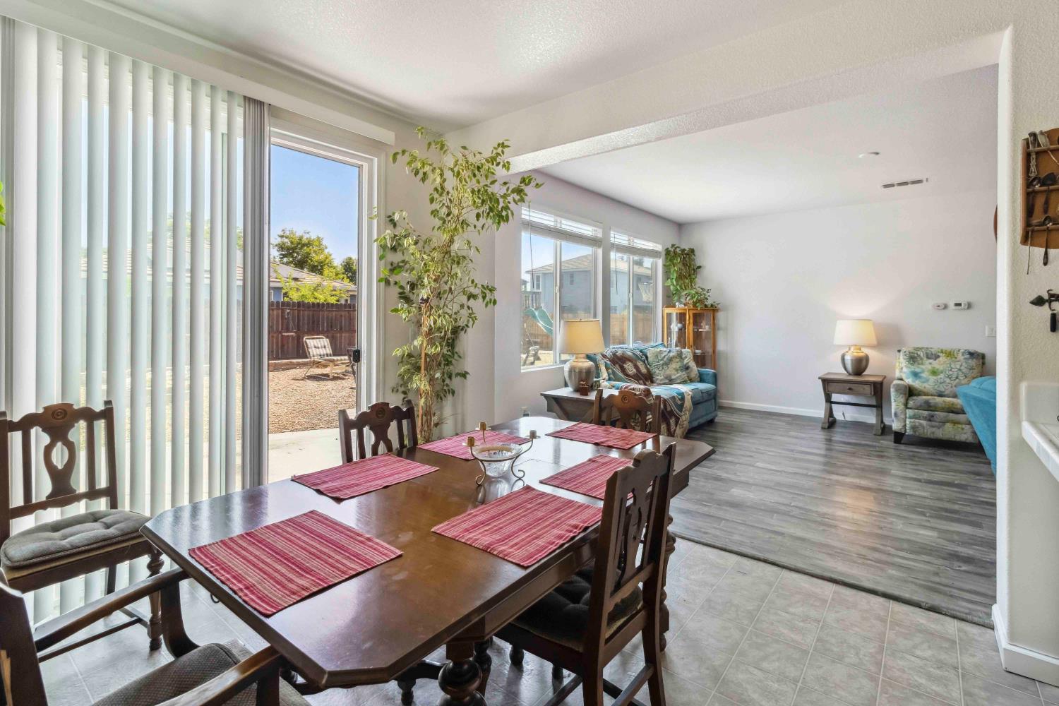 Minories Drive, Olivehurst, California image 13