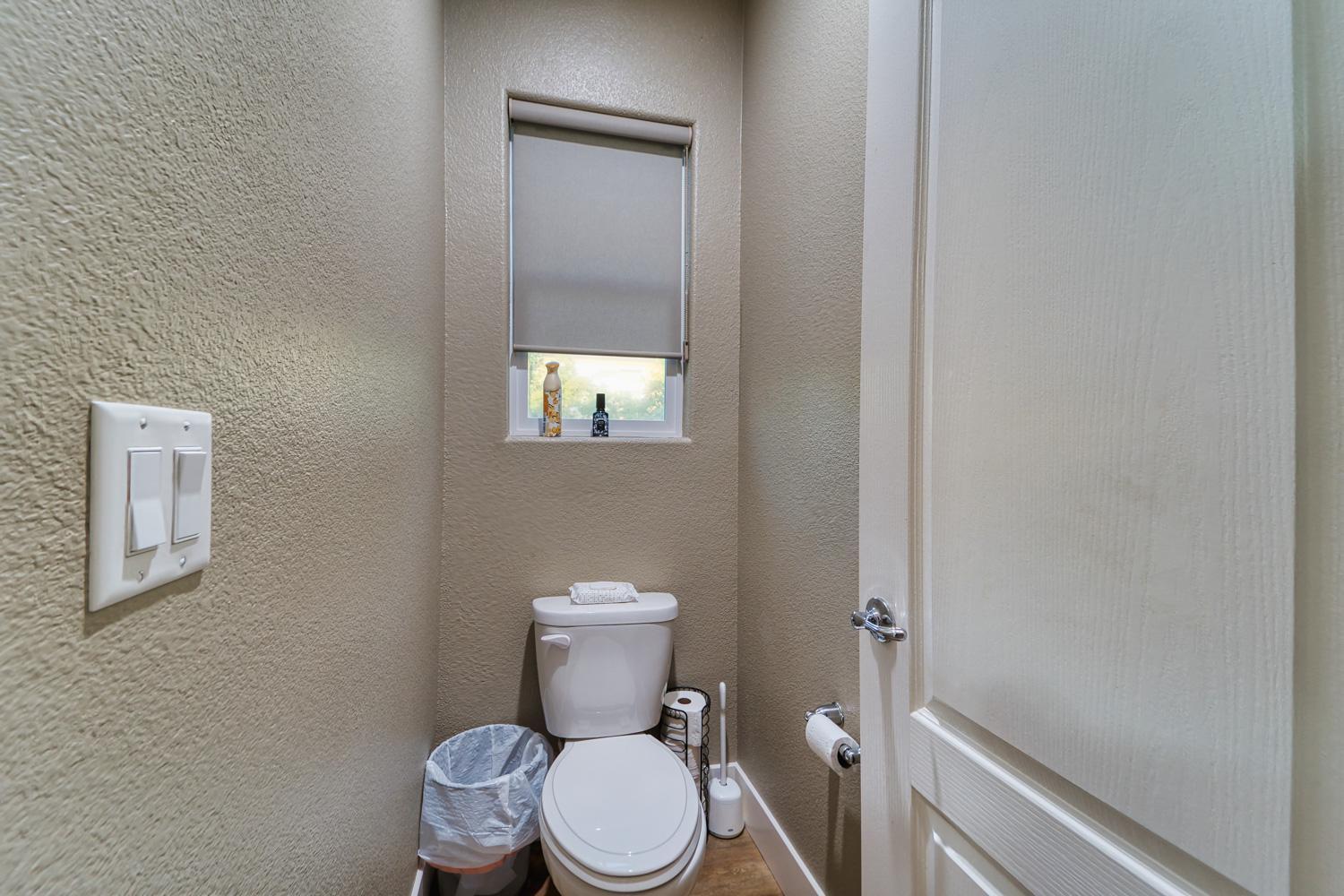 Calico Drive, Rocklin, California image 36