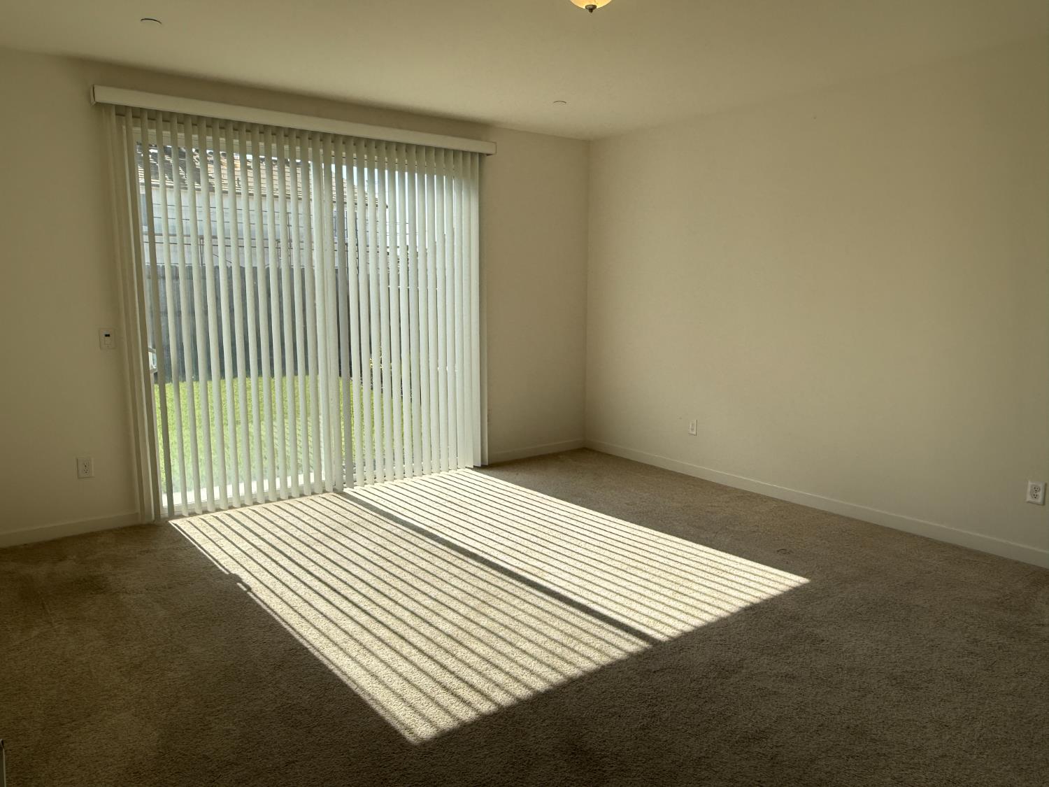Morro Court, Los Banos, California image 15