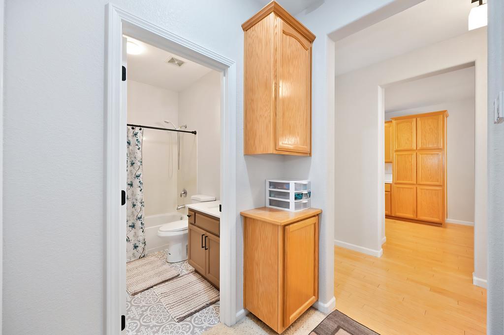 Verdeca Way, Rancho Cordova, California image 26