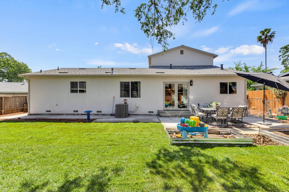 Mangrove Court, Orangevale, California image 49