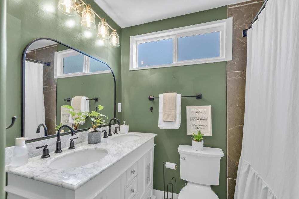 Mangrove Court, Orangevale, California image 33