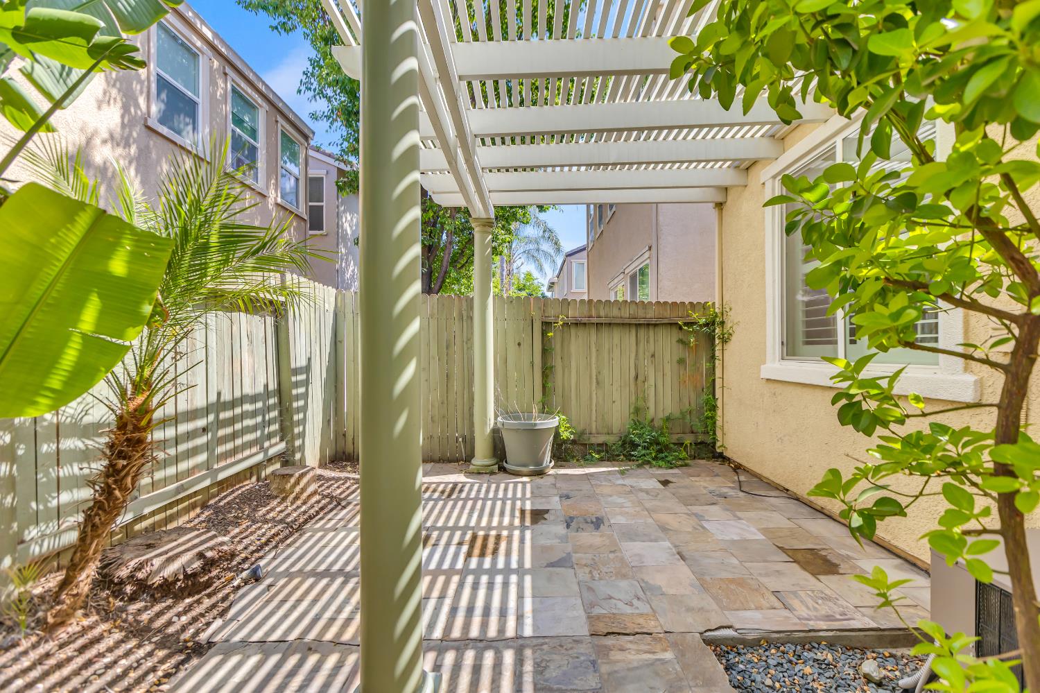 Buchman Street, Sacramento, California image 33