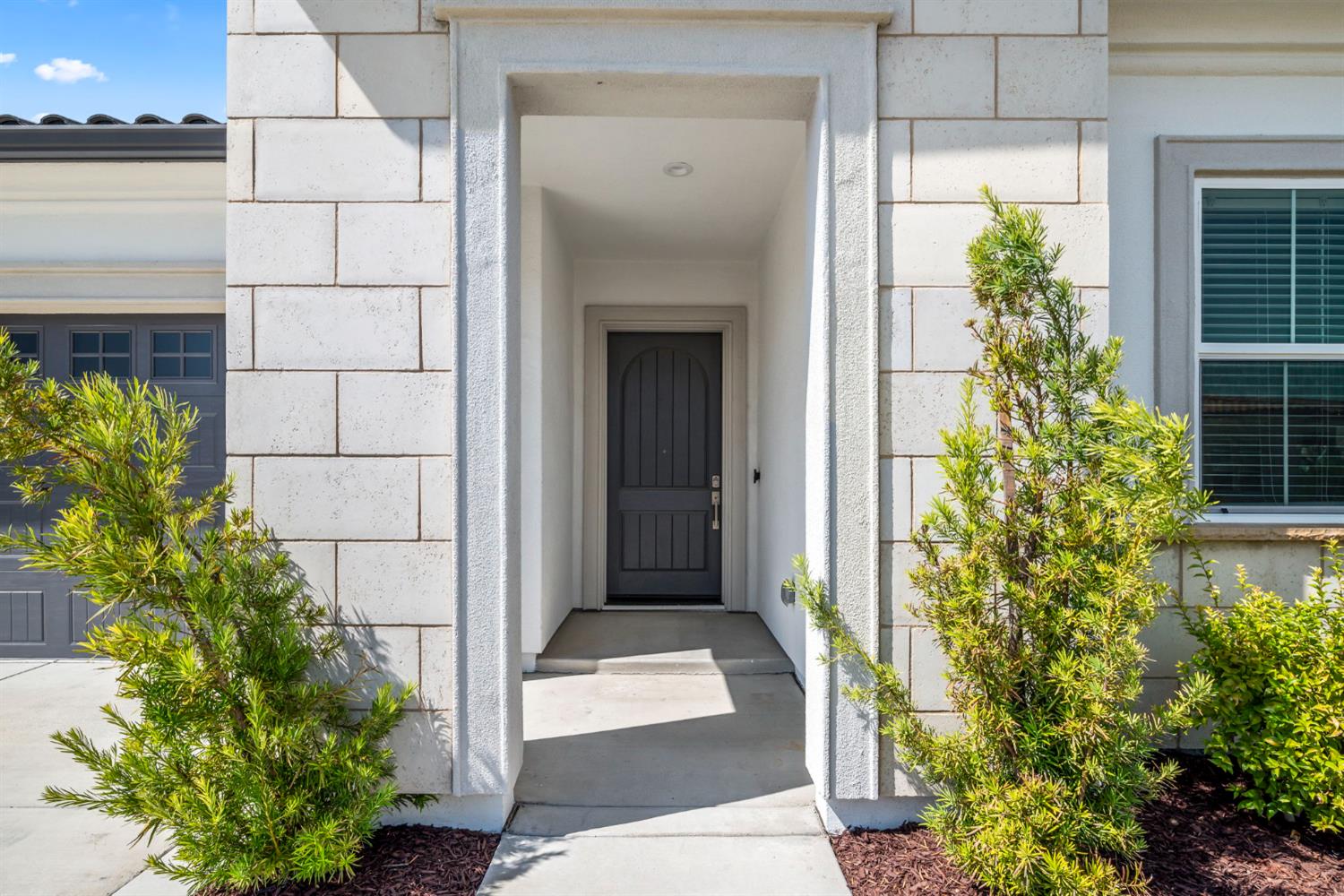 Brookview Drive, Folsom, California image 4