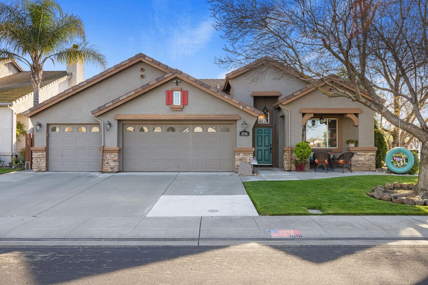 Hyde Park Lane, Manteca, California image 2
