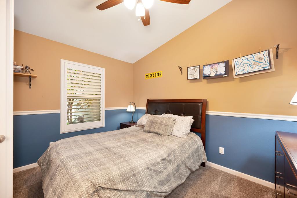Rowlands Court, Folsom, California image 32