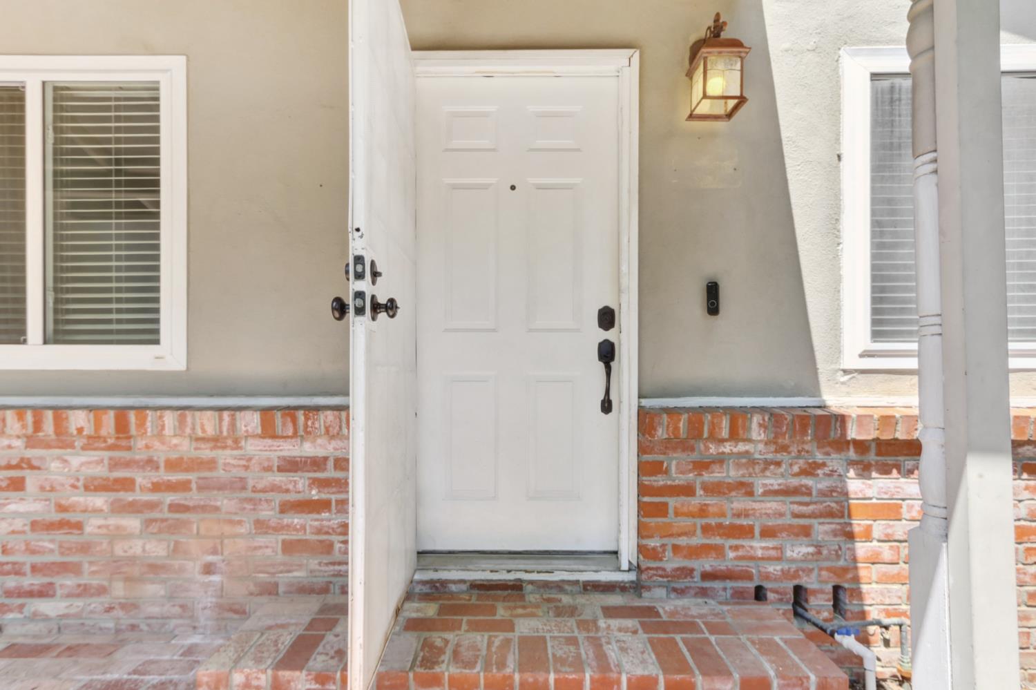 Oak Avenue, Orangevale, California image 9