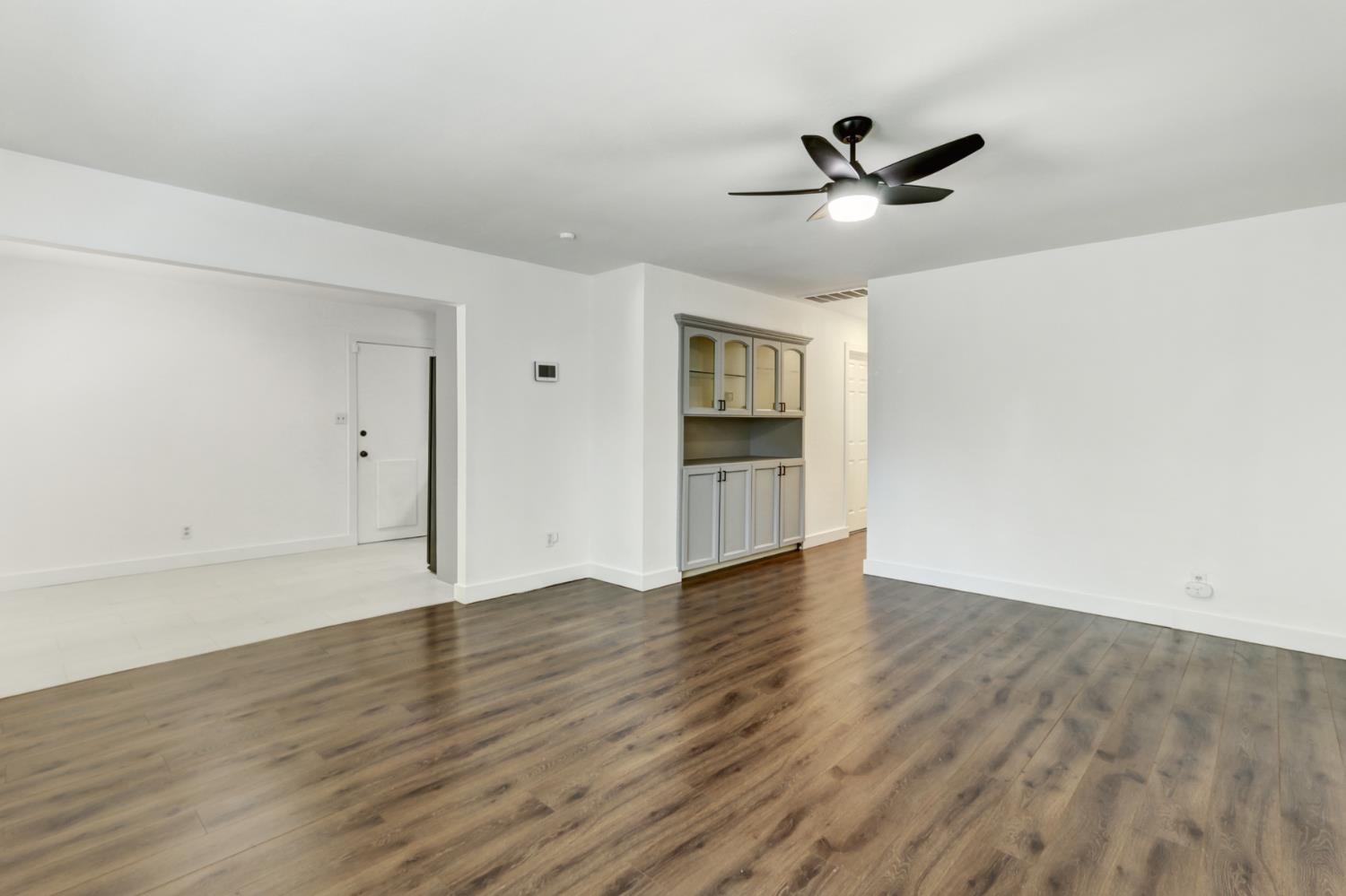 Oak Avenue, Orangevale, California image 19