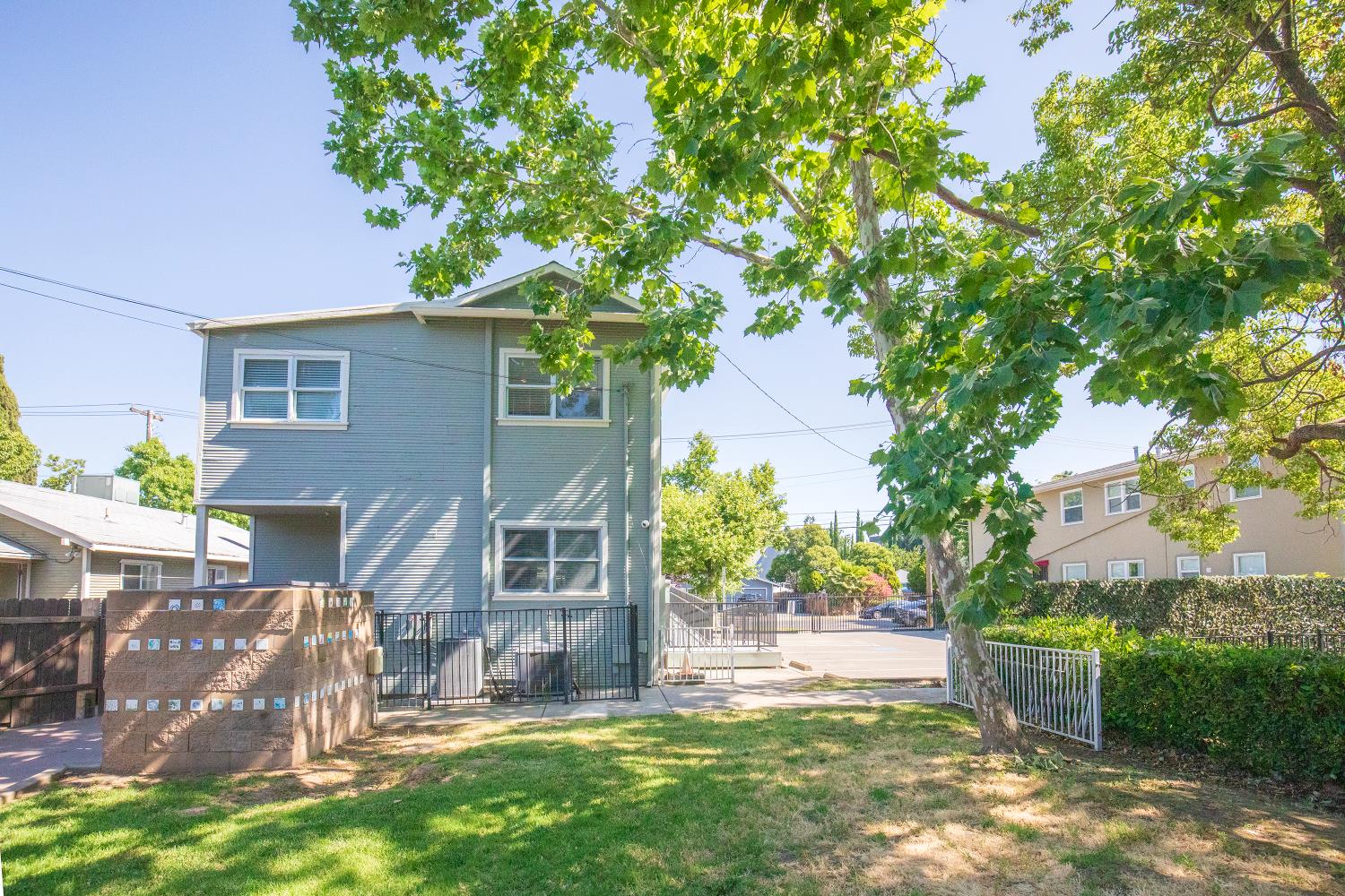 4th Avenue, Sacramento, California image 28