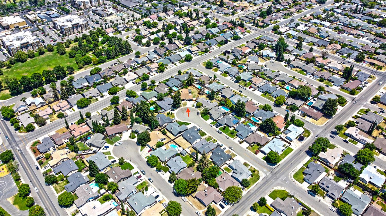 Oxford Avenue, Turlock, California image 42