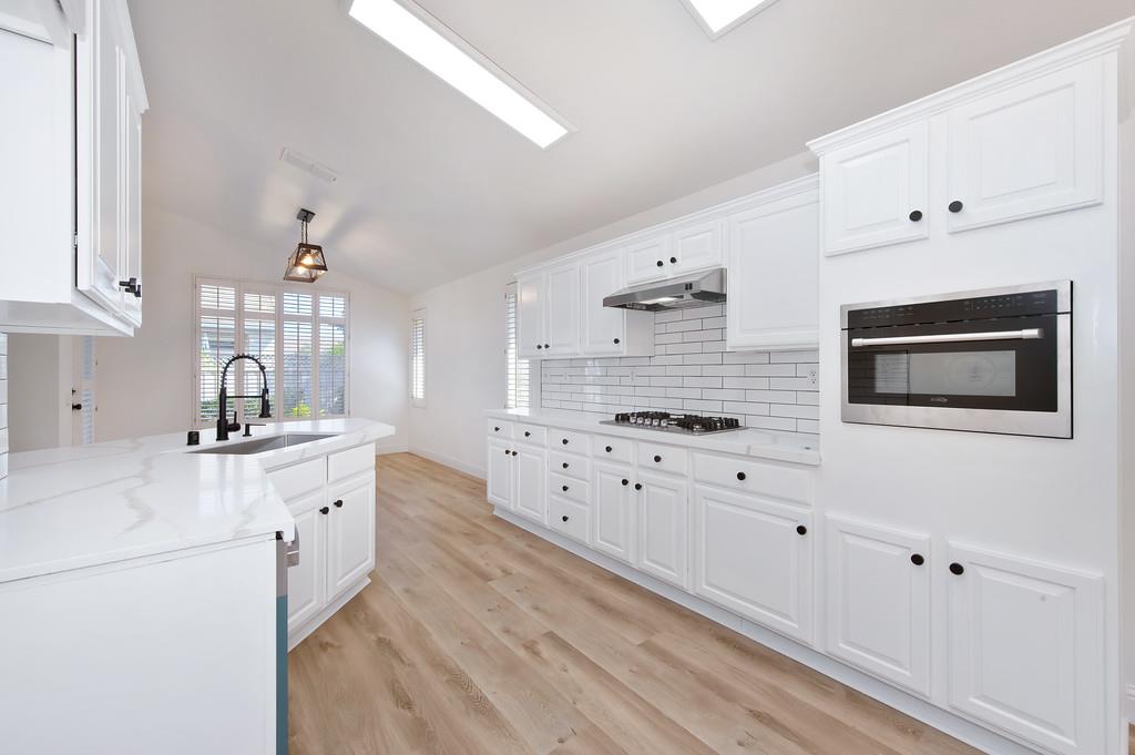 Timberrose Way, Roseville, California image 32