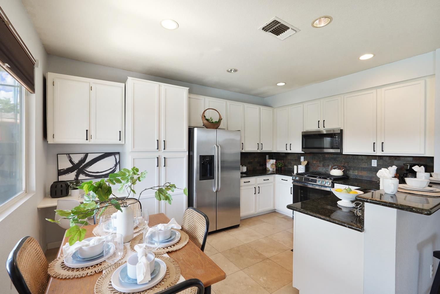 Forestwood Way, Lathrop, California image 16