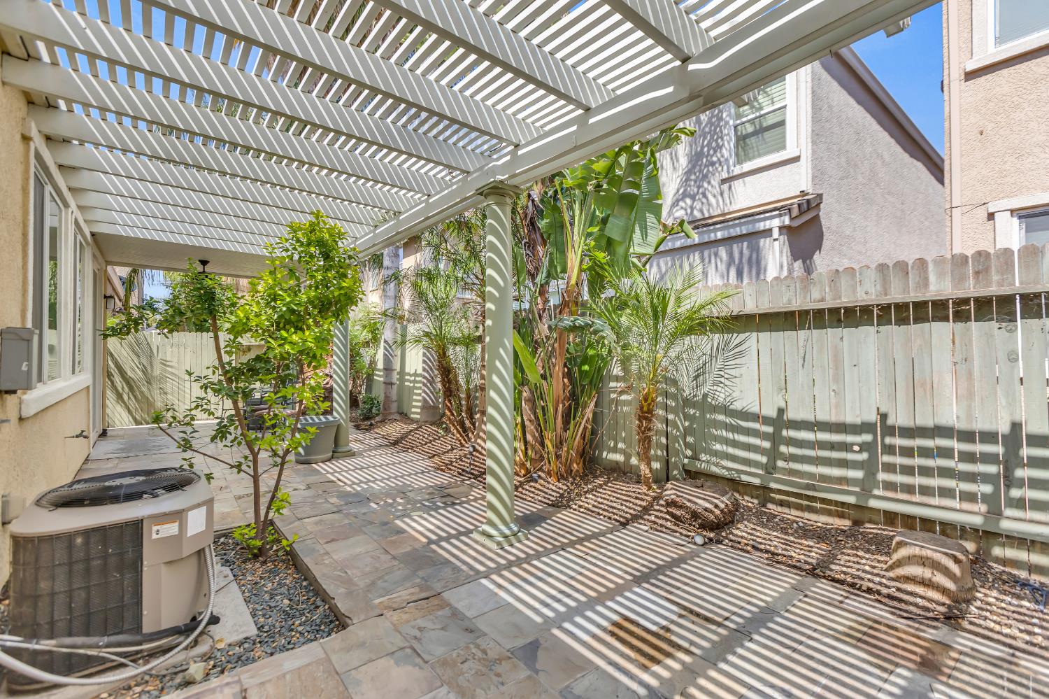 Buchman Street, Sacramento, California image 35