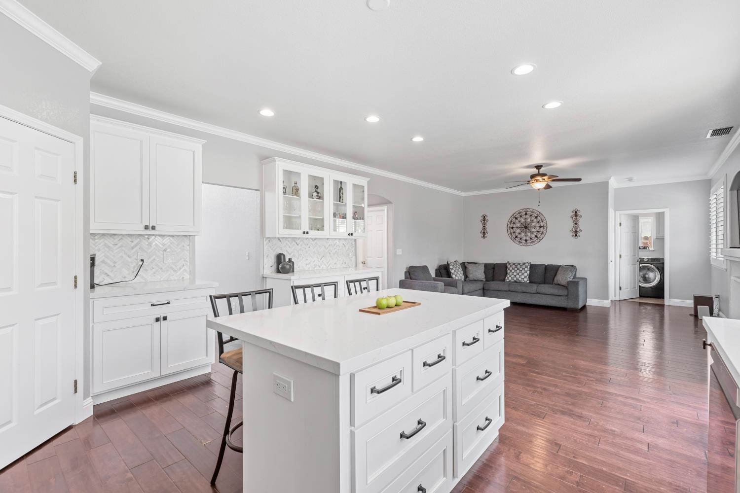Autumn Creek Court, Tracy, California image 15