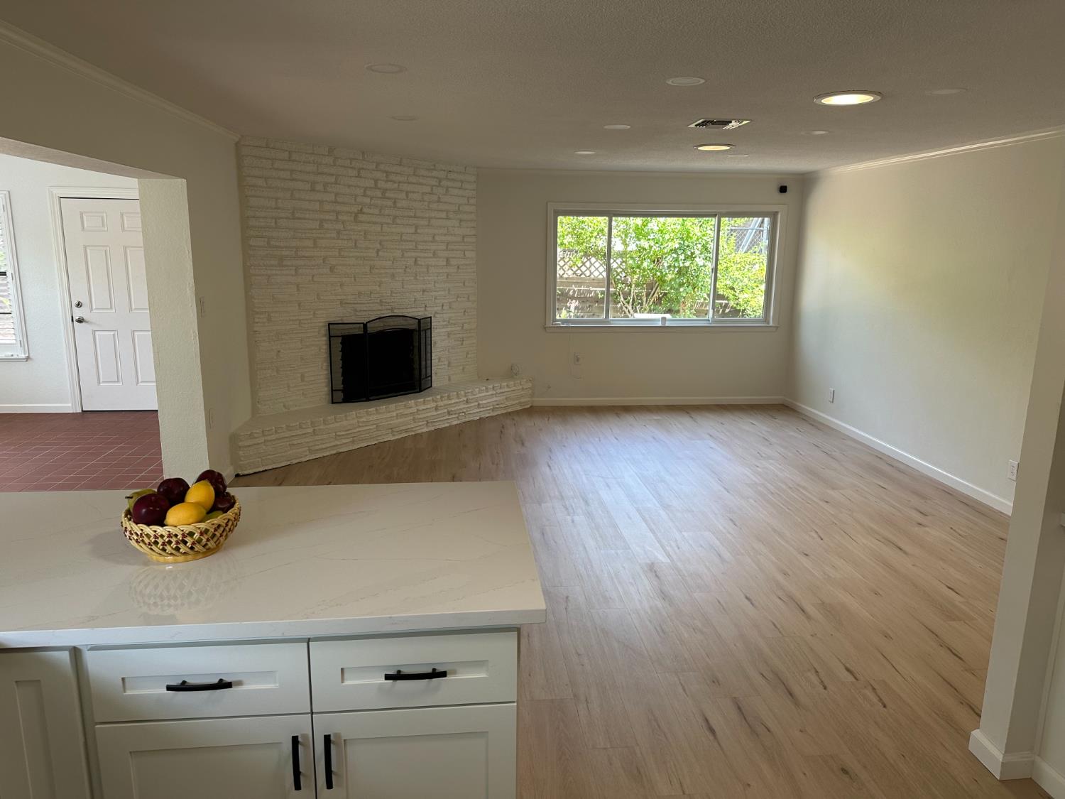 Glenbar Way, Fair Oaks, California image 11