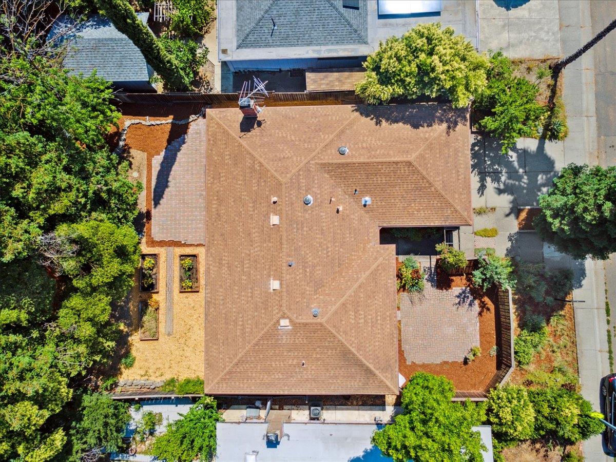 Villanova Drive, Davis, California image 32