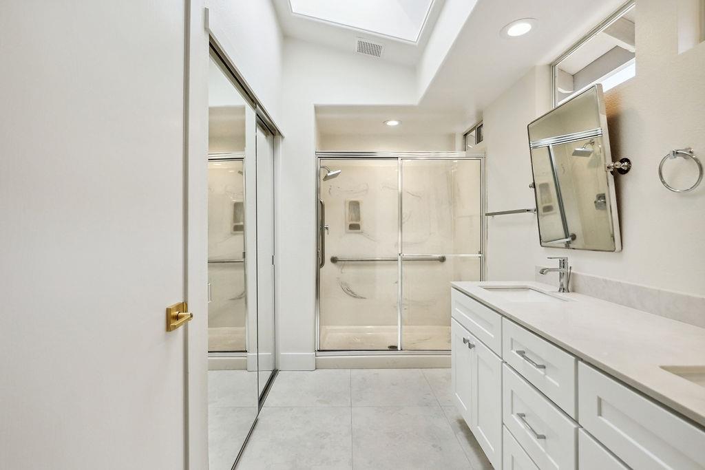 Clearview Way, Roseville, California image 32