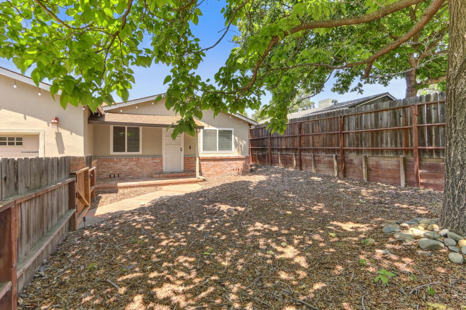 Oak Avenue, Orangevale, California image 4
