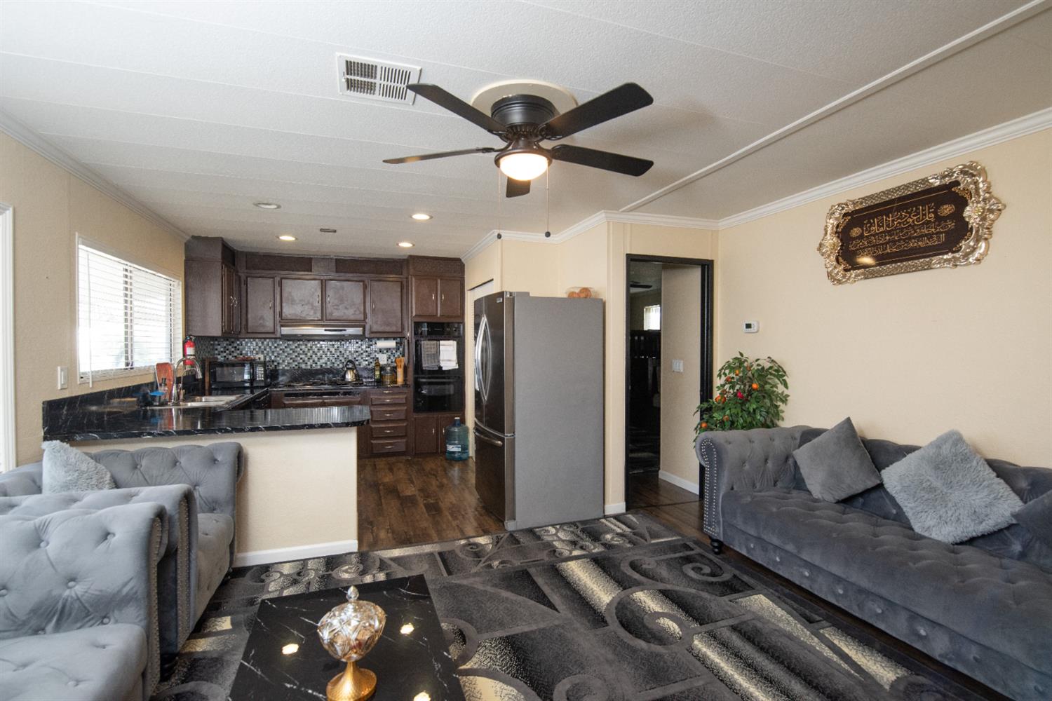 Detail Gallery Image 12 of 39 For 2845 Hatch, Modesto,  CA 95351 - 3 Beds | 0/2 Baths