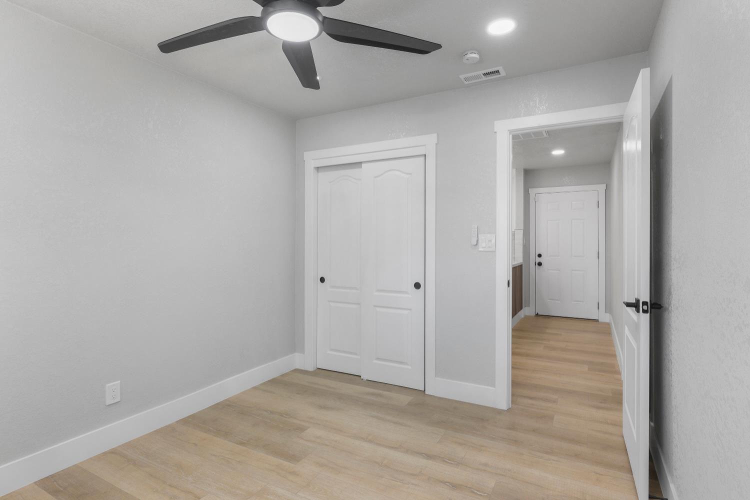 Detail Gallery Image 22 of 42 For 1752 Crestwood Cir, Stockton,  CA 95210 - 4 Beds | 2 Baths