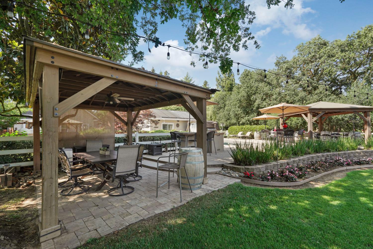 Detail Gallery Image 53 of 74 For 24646 Meadow Creek Ct, Acampo,  CA 95220 - 4 Beds | 4/1 Baths
