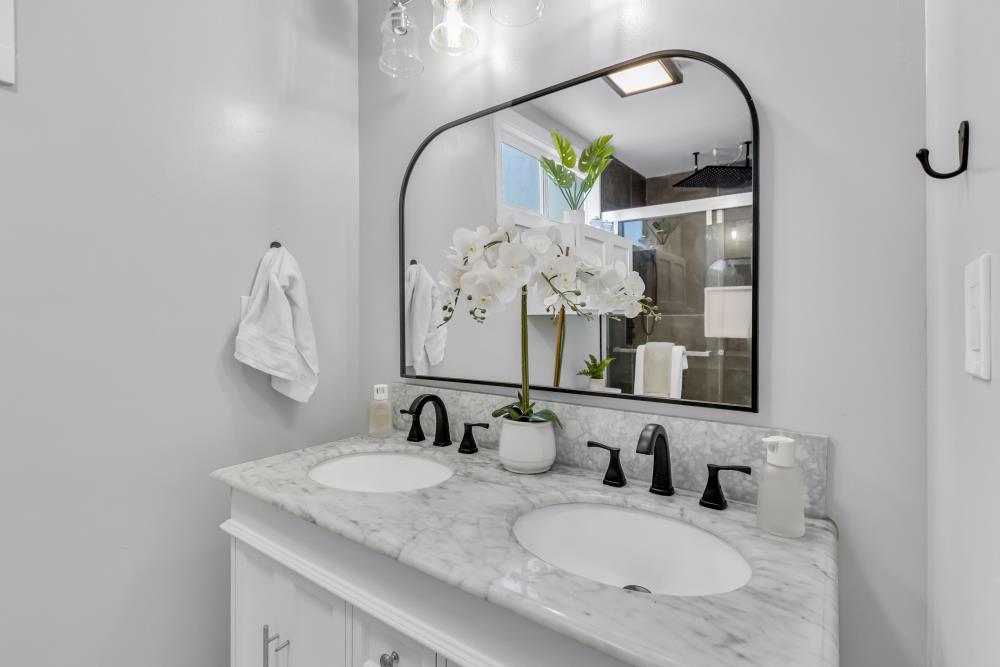 Mangrove Court, Orangevale, California image 29