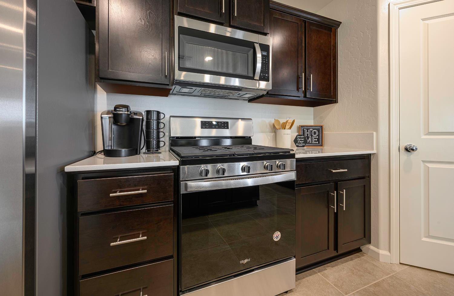 Stephanie Court #40 B1, Merced, California image 4