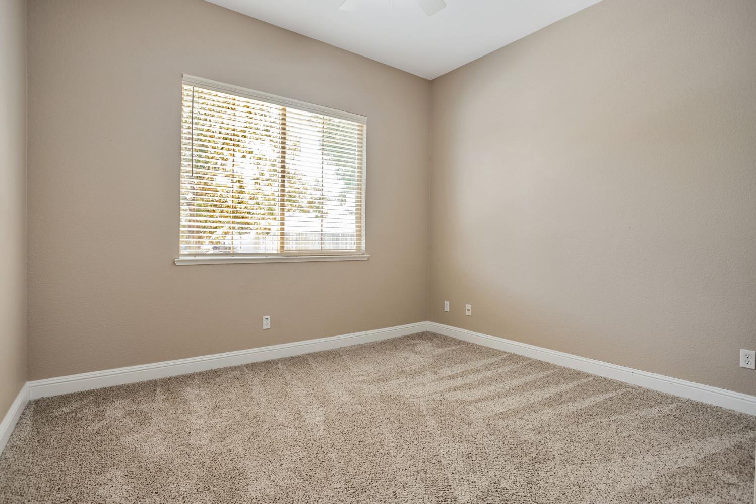 Diamond Park Lane, Roseville, California image 22