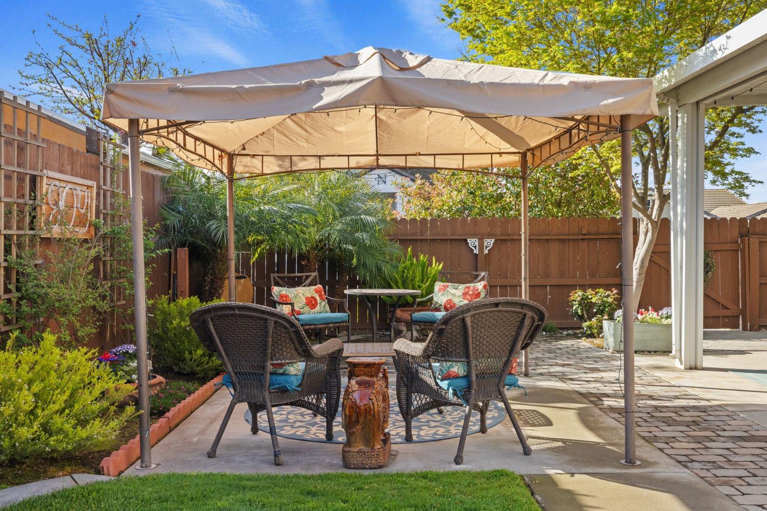 Hyde Park Lane, Manteca, California image 38