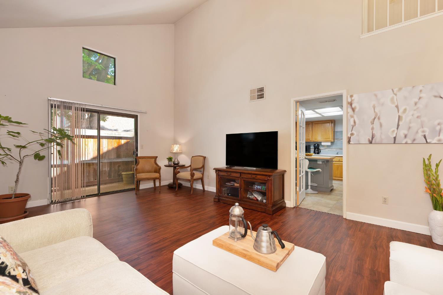 Photo #17: 225072238 Listing: Photo #17