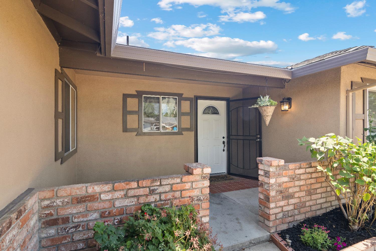 Murrietta Lane, Modesto, California image 5