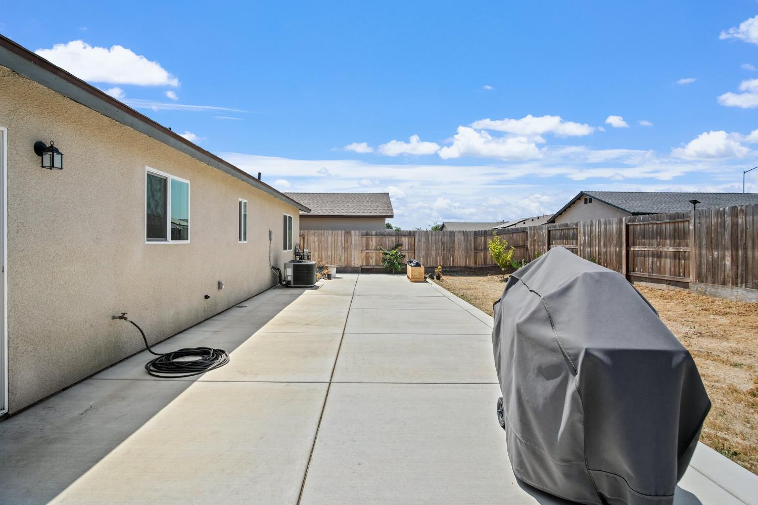 W Petrel Court, Winton, California image 22