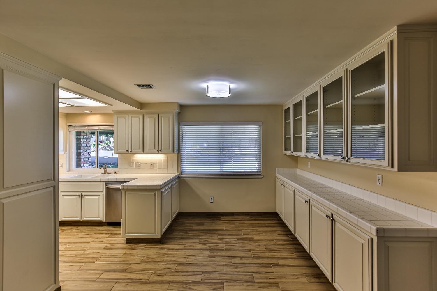 W Granite Drive, Granite Bay, California image 11