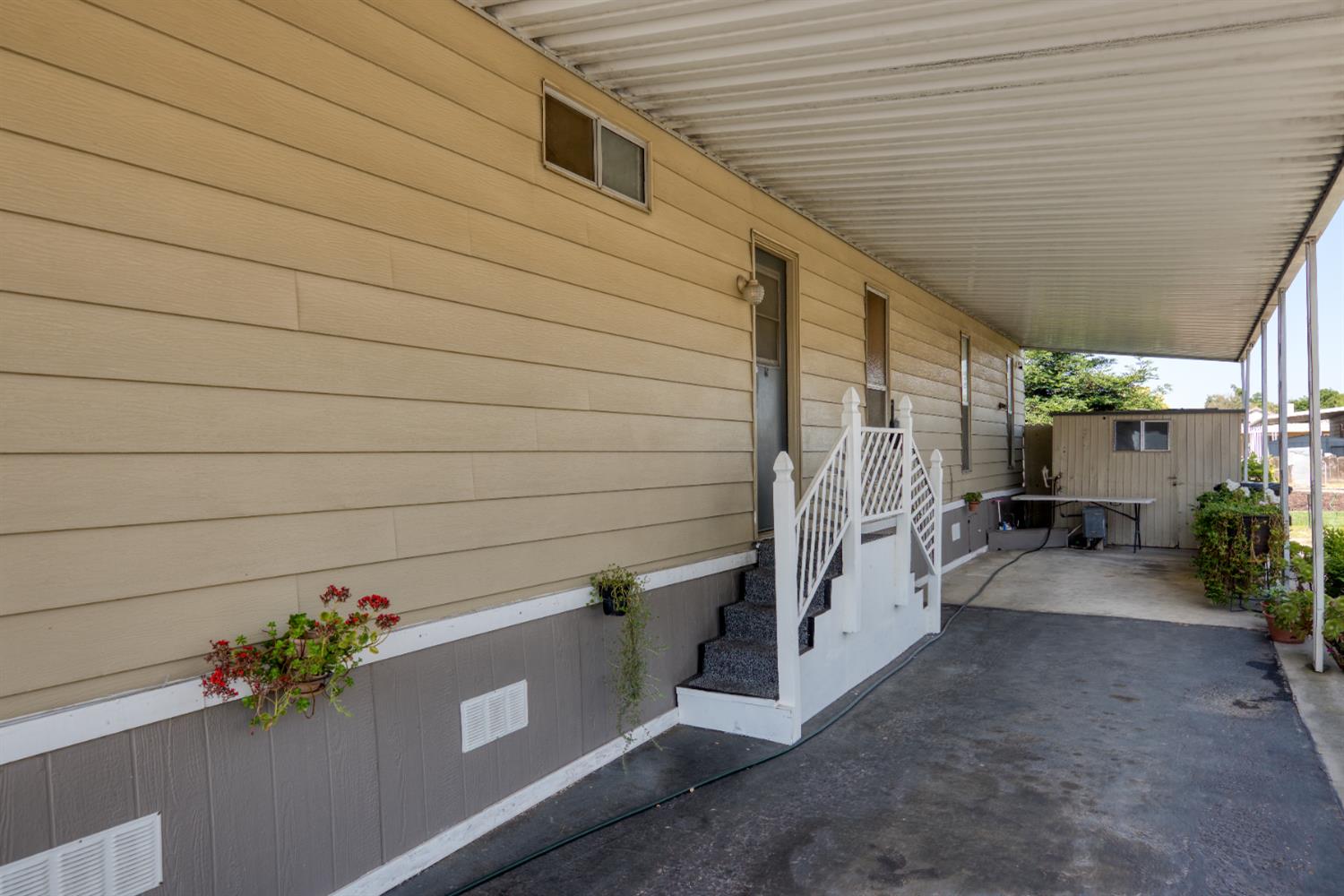 Detail Gallery Image 7 of 39 For 2845 Hatch, Modesto,  CA 95351 - 3 Beds | 0/2 Baths