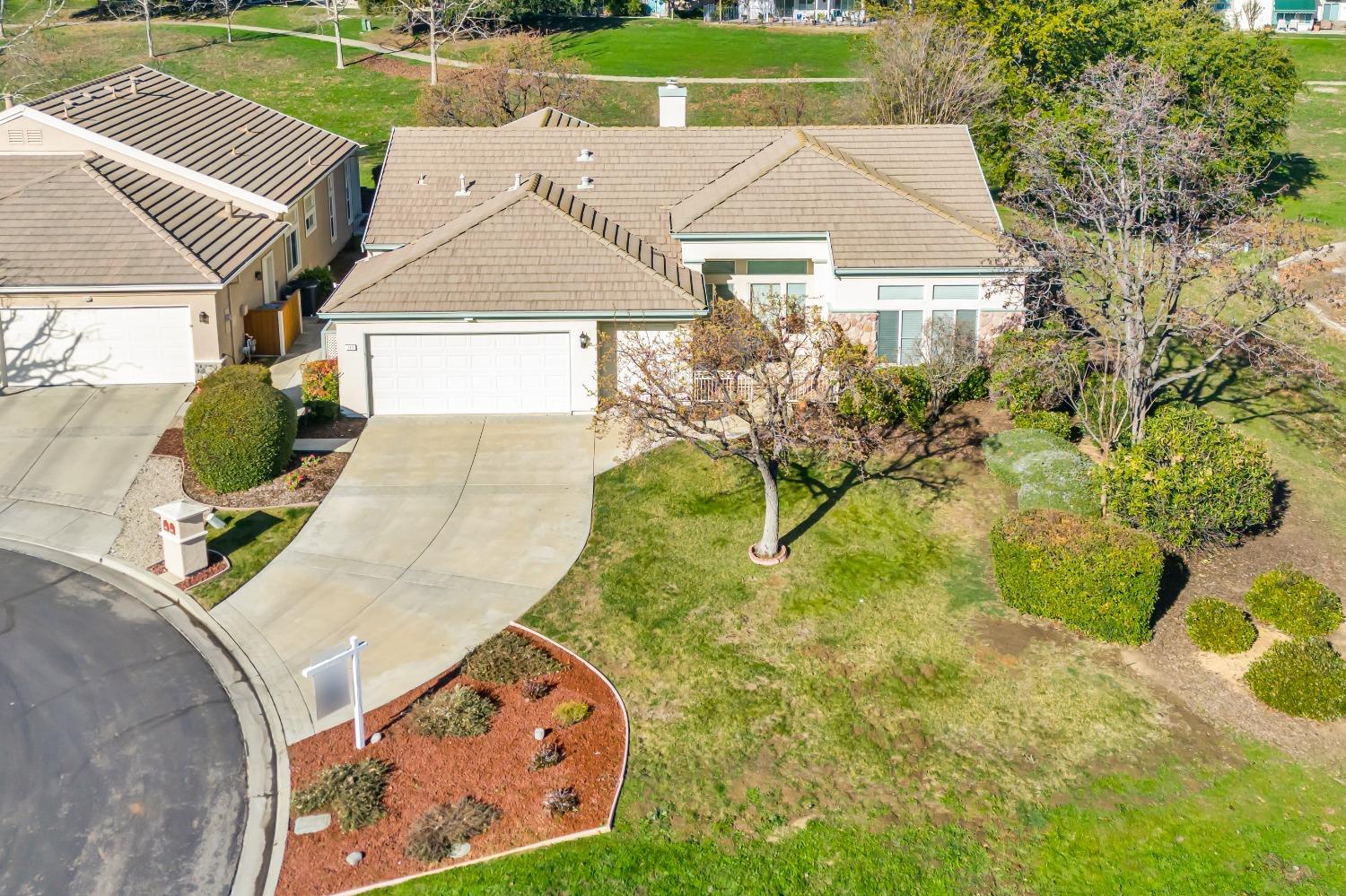 Honeygold Lane, Brentwood, California image 18
