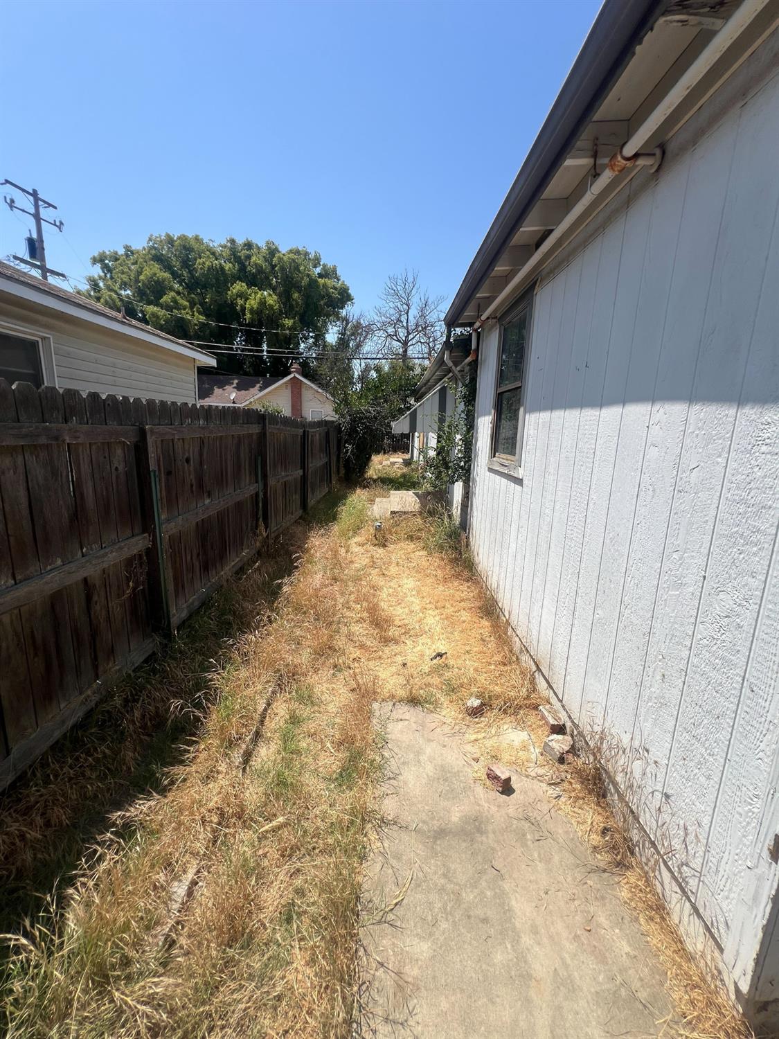 E 21st Street, Merced, California image 5