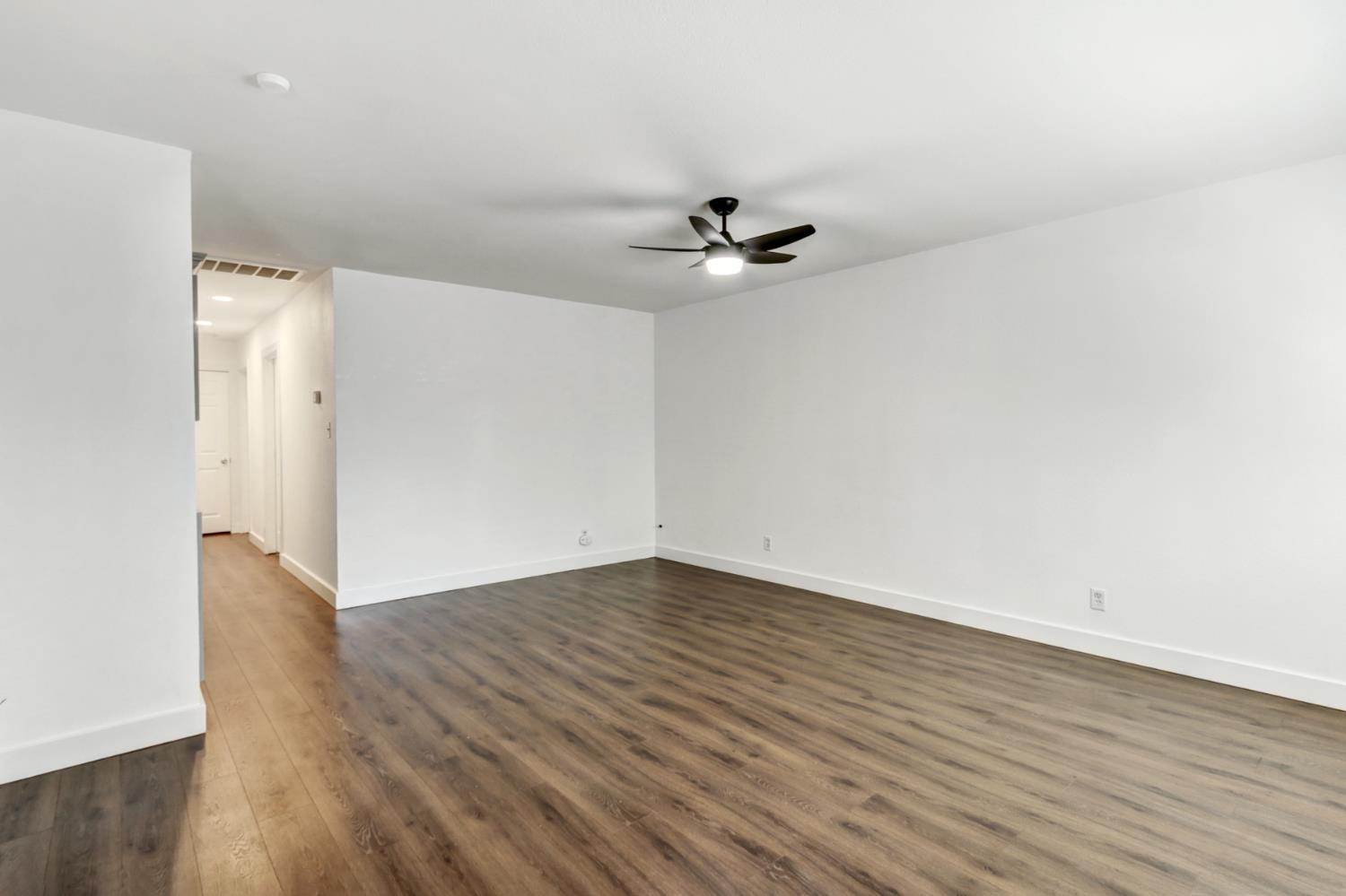 Oak Avenue, Orangevale, California image 17