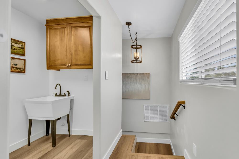 Mangrove Court, Orangevale, California image 35