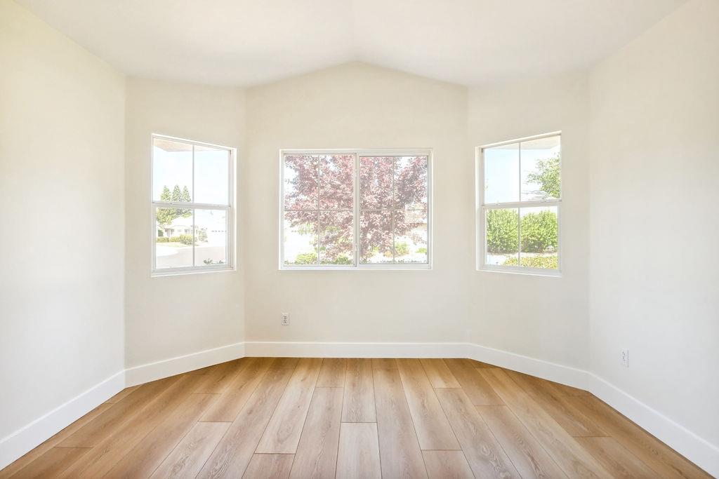 Clearview Way, Roseville, California image 27