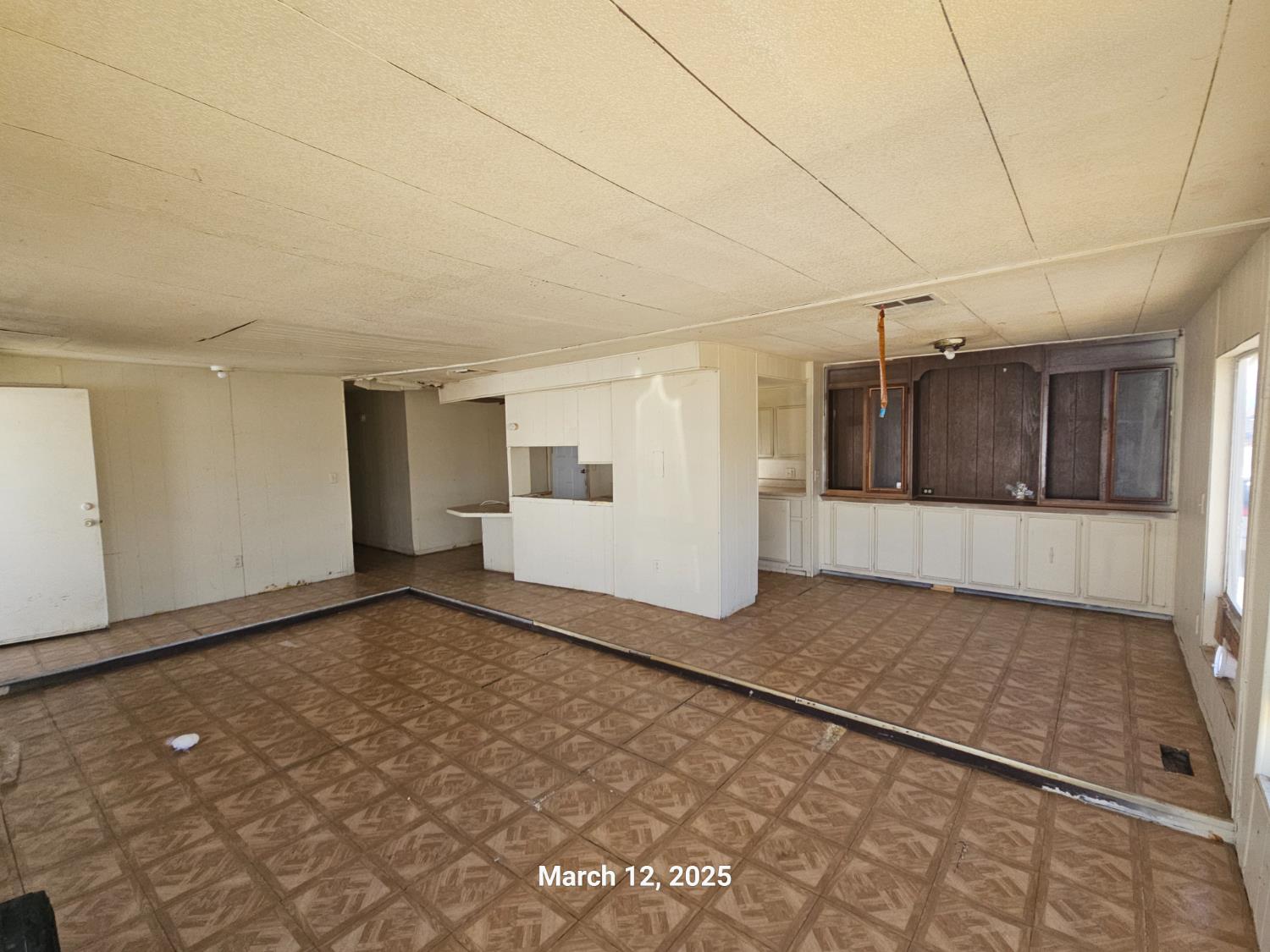 Detail Gallery Image 4 of 10 For 801 Schipper St 7, Bakersfield,  CA 93203 - 2 Beds | 2 Baths