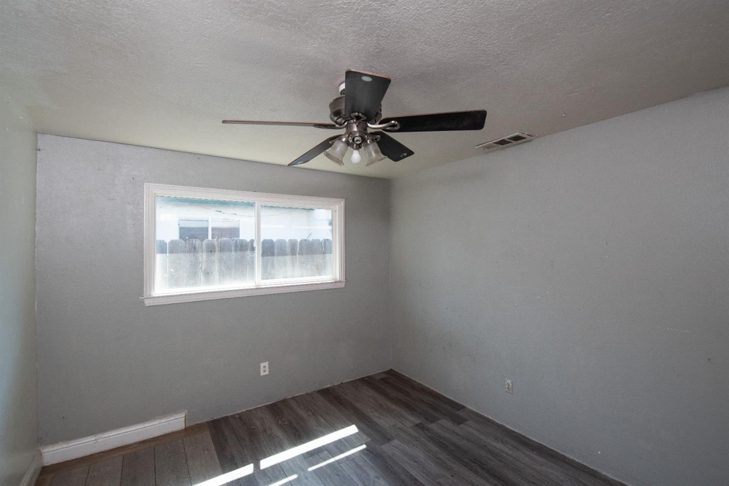 Diane Drive, Manteca, California image 11