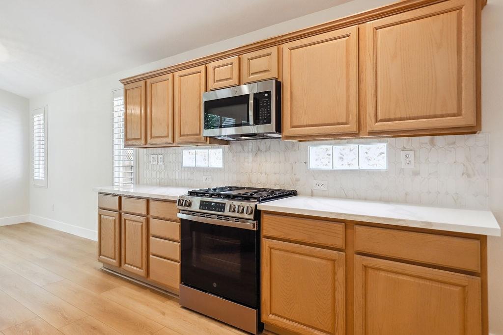 Clearview Way, Roseville, California image 13
