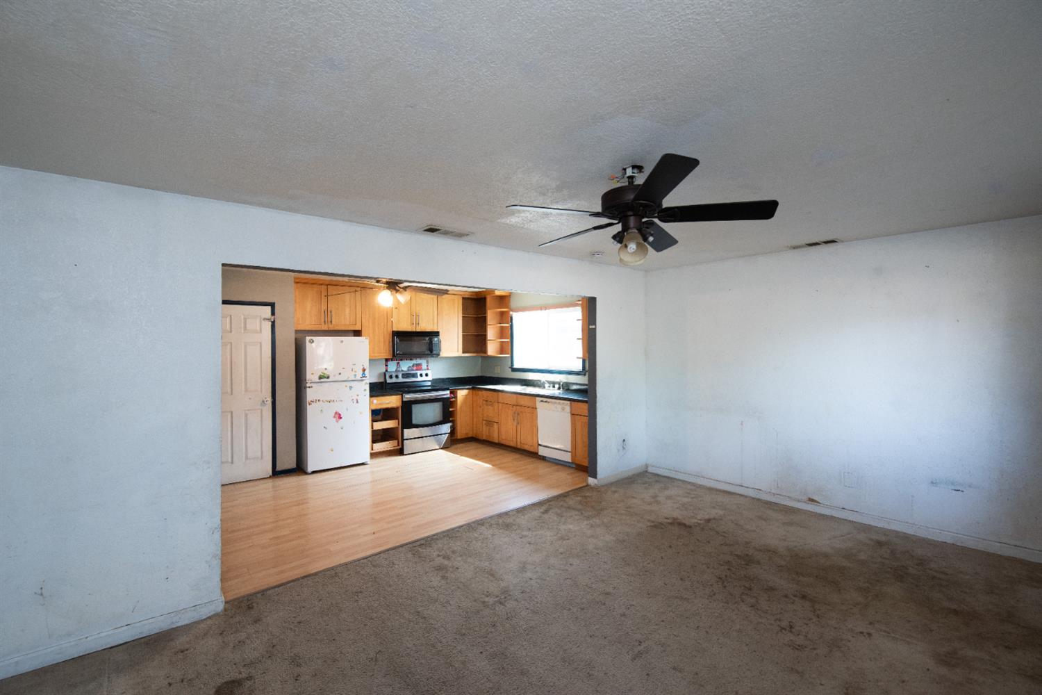 Diane Drive, Manteca, California image 5