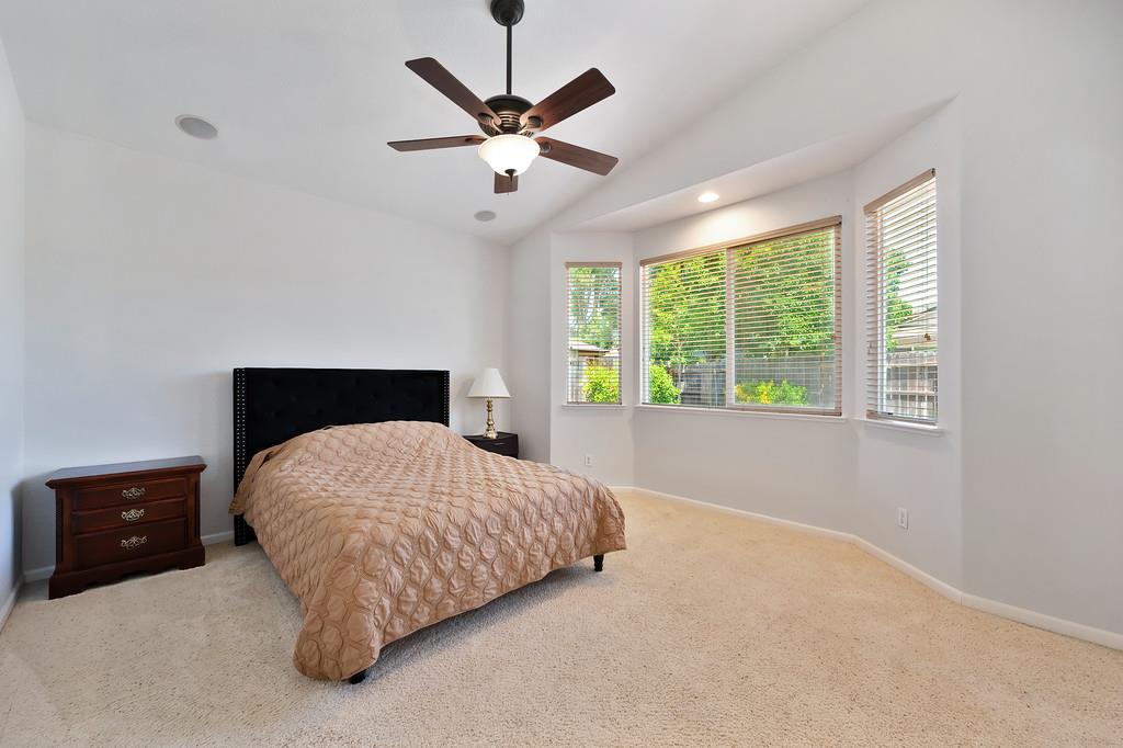 Verdeca Way, Rancho Cordova, California image 20