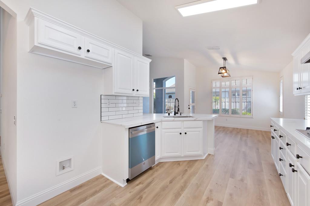 Timberrose Way, Roseville, California image 33