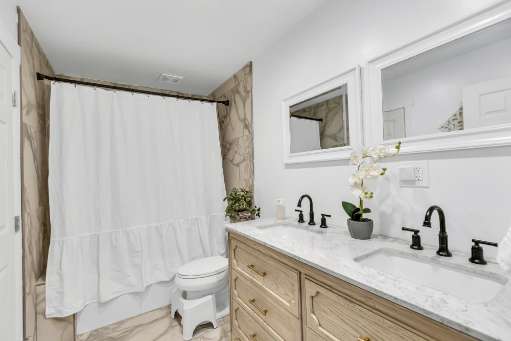Mangrove Court, Orangevale, California image 43
