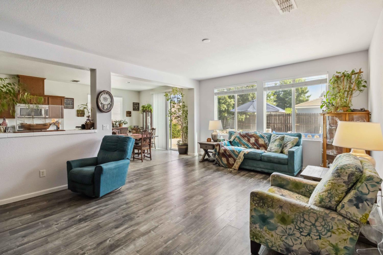 Minories Drive, Olivehurst, California image 7