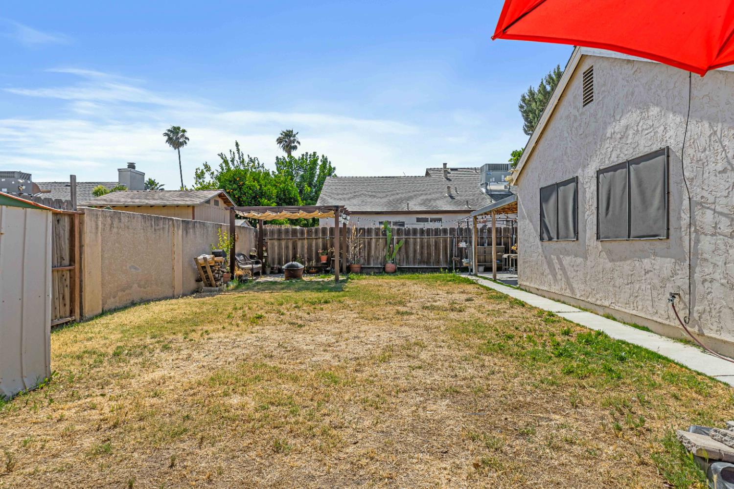 Laurel Avenue, Modesto, California image 24