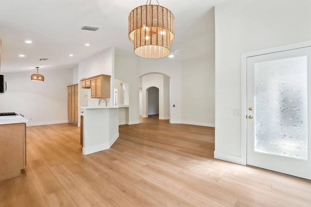 Clearview Way, Roseville, California image 7